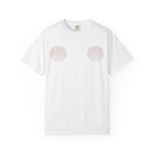 She Sells Seashells By The Seashore T-Shirt